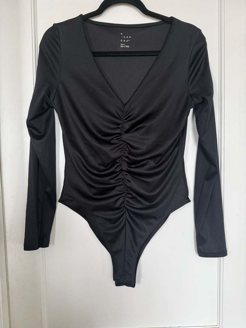 A New Day Ruched Long Sleeve Bodysuit Size Small Black V-Neck